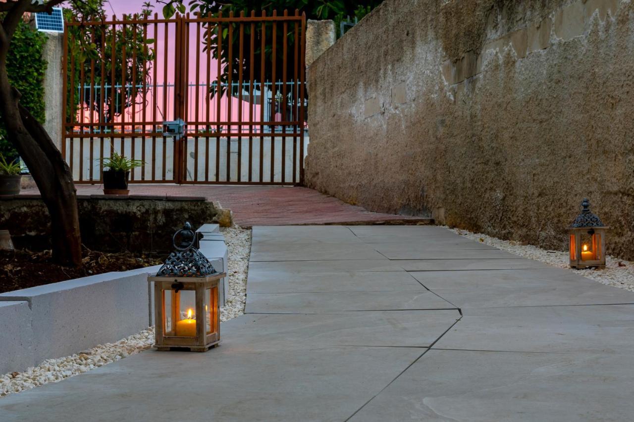Nice To Stay Fontane Bianche Exterior photo